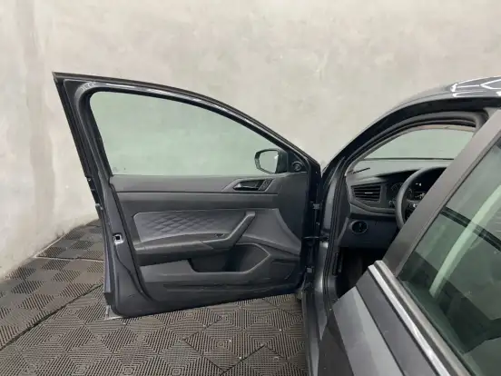 VOLKSWAGEN-POLO-1.0 MPI TRACK MANUAL VOLKSWAGEN-POLO-2025