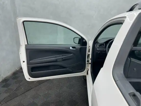 VOLKSWAGEN-SAVEIRO-1.6 MSI ROBUST CS 16V FLEX 2P MANUAL VOLKSWAGEN-SAVEIRO-2025