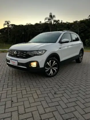 VOLKSWAGEN T-CROSS 1.0 200 TSI TOTAL FLEX COMFORTLINE AUTOMÁTICO