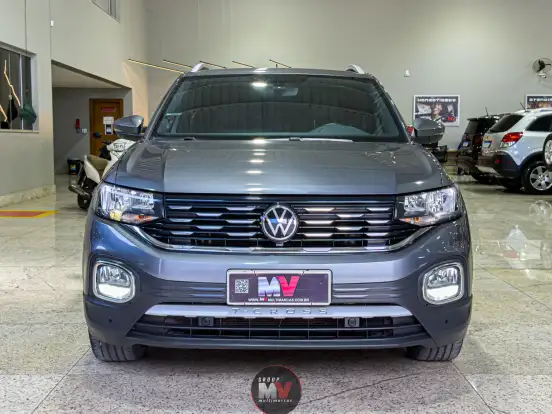 VOLKSWAGEN-T-CROSS-1.4 250 TSI TOTAL FLEX HIGHLINE AUTOMÁTICO VOLKSWAGEN-T-CROSS-2023