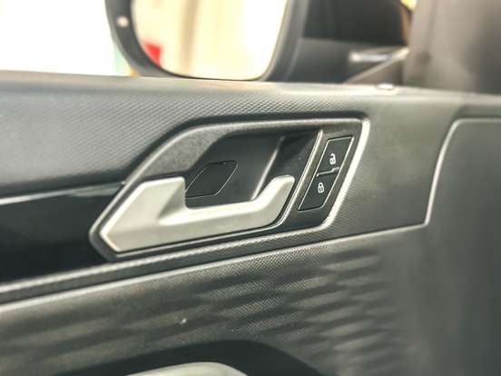 VOLKSWAGEN-TERA-2025