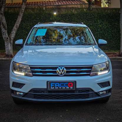 VOLKSWAGEN-TIGUAN-2019