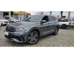 VOLKSWAGEN TIGUAN 2.0 300 TSI GASOLINA ALLSPACE R-LINE AUTOMÁTICO VOLKSWAGEN TIGUAN 2.0 300 TSI GASOLINA ALLSPACE R-LINE AUTOMÁTICO