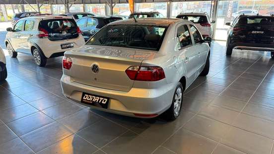 VOLKSWAGEN-VOYAGE-2013