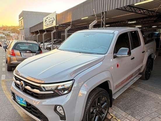 VOLKSWAGEN-AMAROK-3.0 V6 TDI DIESEL BARRETOS 70 ANOS CD 4MOTION AUTOMÁTICO VOLKSWAGEN-AMAROK-2025
