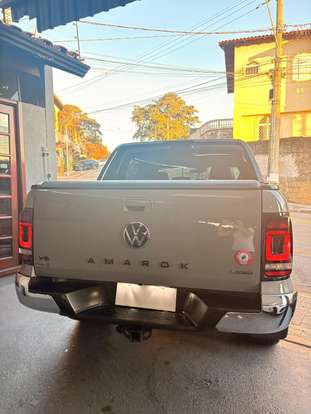 VOLKSWAGEN-AMAROK-2025