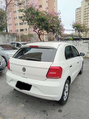 VOLKSWAGEN-GOL-2021