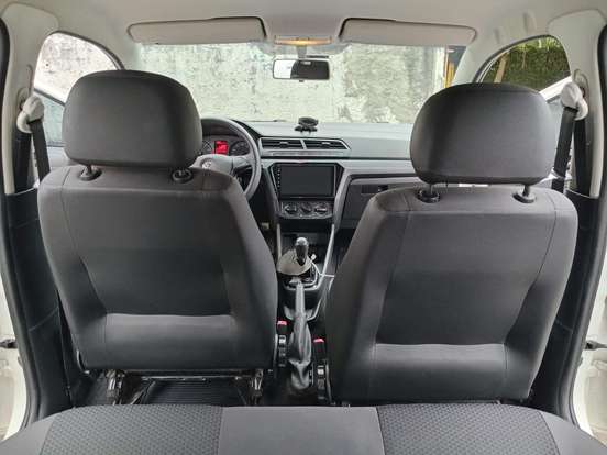 VOLKSWAGEN-GOL-2021