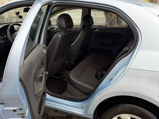 VOLKSWAGEN-GOL-1.0 MI TRENDLINE 8V FLEX 4P MANUAL VOLKSWAGEN-GOL-2014