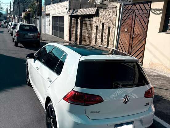 VOLKSWAGEN-GOLF-1.4 TSI COMFORTLINE 16V GASOLINA 4P AUTOMÁTICO VOLKSWAGEN-GOLF-2014