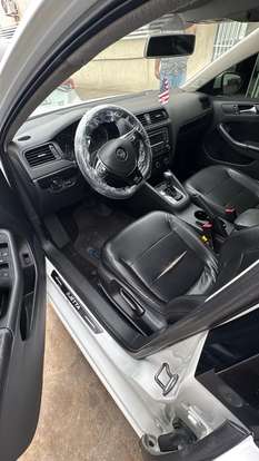 VOLKSWAGEN-JETTA-2014