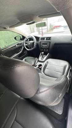 VOLKSWAGEN-JETTA-2014