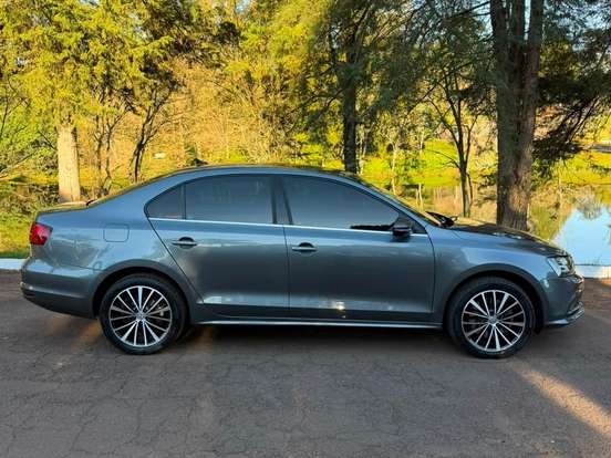 VOLKSWAGEN-JETTA-2.0 TSI HIGHLINE 211CV GASOLINA 4P TIPTRONIC VOLKSWAGEN-JETTA-2016