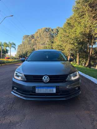 VOLKSWAGEN-JETTA-2016