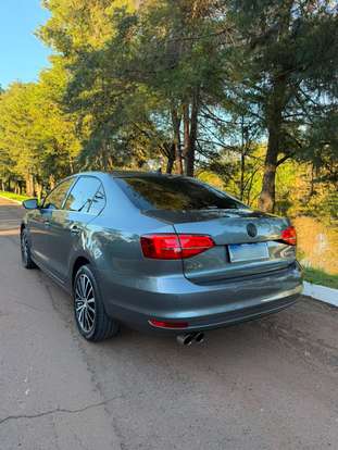 VOLKSWAGEN-JETTA-2016