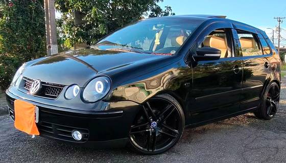 Volkswagen Polo 1.6 MI 8V Gasolina 4P Manual