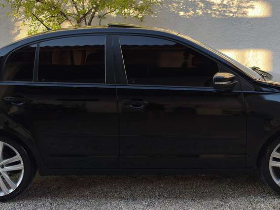 VOLKSWAGEN-POLO SEDAN-2.0 MI COMFORTLINE 8V FLEX 4P MANUAL VOLKSWAGEN-POLO SEDAN-2012