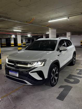 VOLKSWAGEN TAOS 1.4 250 TSI TOTAL FLEX HIGHLINE AUTOMÁTICO