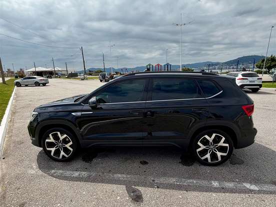 VOLKSWAGEN-TAOS-1.4 250 TSI TOTAL FLEX HIGHLINE AUTOMÁTICO VOLKSWAGEN-TAOS-2025