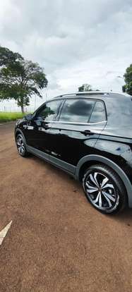 VOLKSWAGEN-T-CROSS-2023