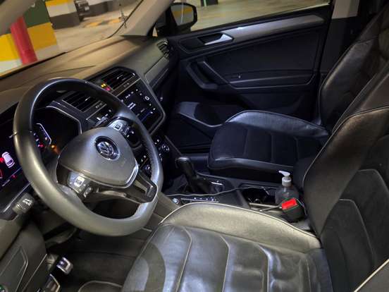 VOLKSWAGEN-TIGUAN-2019