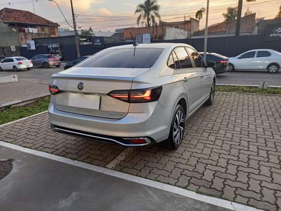 VOLKSWAGEN-VIRTUS-1.0 200 TSI HIGHLINE AUTOMÁTICO VOLKSWAGEN-VIRTUS-2024