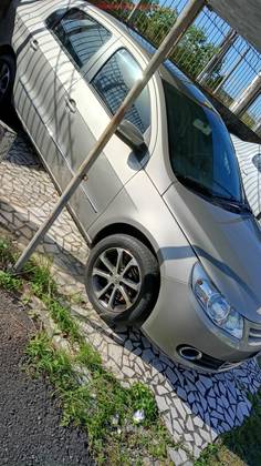 VOLKSWAGEN VOYAGE 1.6 MI COMFORTLINE 8V FLEX 4P MANUAL