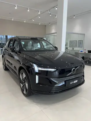 VOLVO EX90 P8 RECHARGE TWIN ELECTRIC PERFORMANCE ULTRA AWD VOLVO EX90 P8 RECHARGE TWIN ELECTRIC PERFORMANCE ULTRA AWD
