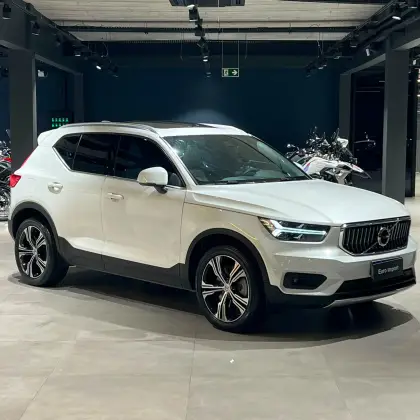 VOLVO XC40 1.5 T5 RECHARGE INSCRIPTION GEARTRONIC VOLVO XC40 1.5 T5 RECHARGE INSCRIPTION GEARTRONIC