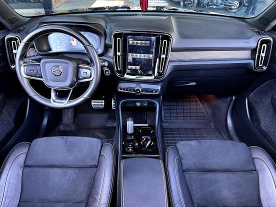 VOLVO-XC40-1.5 T5 RECHARGE R-DESIGN GEARTRONIC VOLVO-XC40-2021