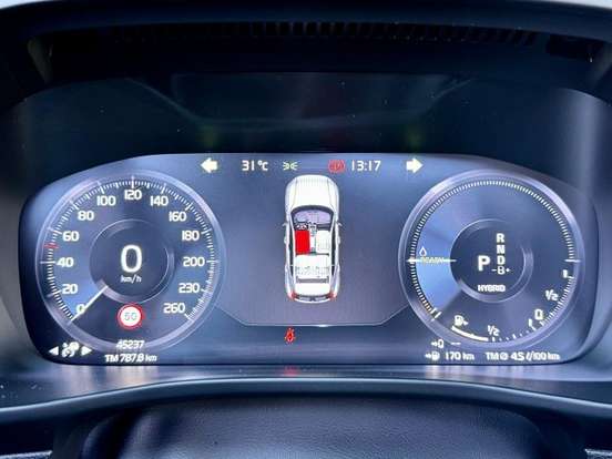 VOLVO-XC40-1.5 T5 RECHARGE R-DESIGN GEARTRONIC VOLVO-XC40-2021