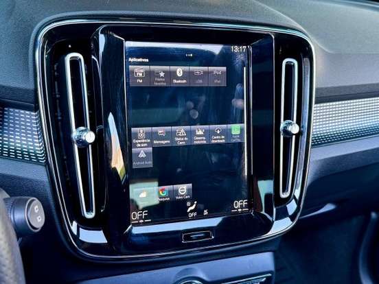 VOLVO-XC40-1.5 T5 RECHARGE R-DESIGN GEARTRONIC VOLVO-XC40-2021