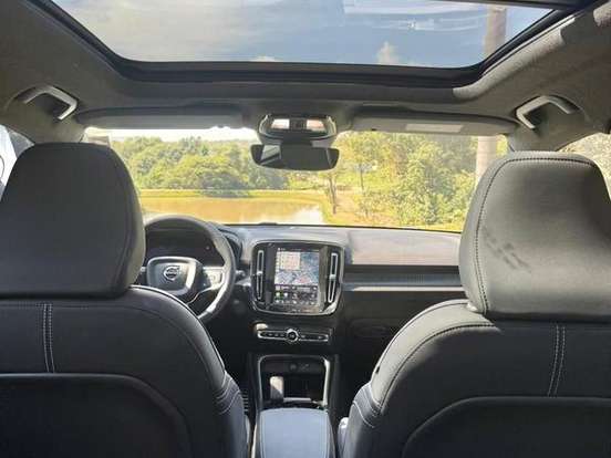 VOLVO-XC40-P8 RECHARGE ELECTRIC BEV PURE AWD VOLVO-XC40-2022