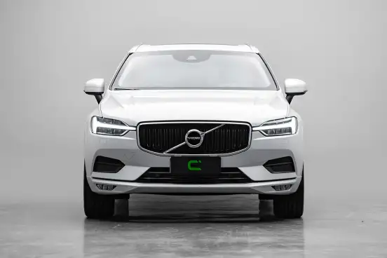 VOLVO-XC60-2020
