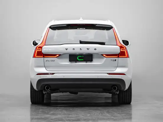 VOLVO-XC60-2.0 T5 GASOLINA MOMENTUM AWD GEARTRONIC VOLVO-XC60-2020