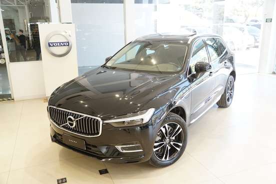 VOLVO-XC60-2.0 T8 HYBRID MOMENTUM AWD GEARTRONIC VOLVO-XC60-2021