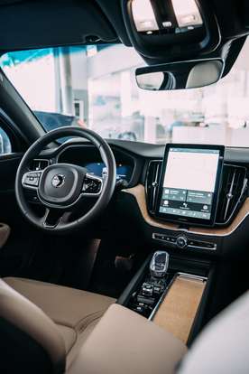 VOLVO-XC60-2026