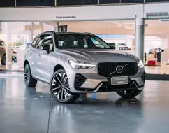 VOLVO XC60 2.0 T8 PHEV ULTRA DARK AWD GEARTRONIC VOLVO XC60 2.0 T8 PHEV ULTRA DARK AWD GEARTRONIC