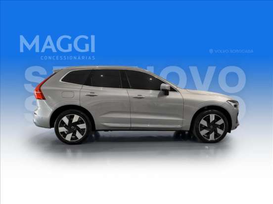 VOLVO-XC60-2023