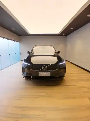 VOLVO-XC90-2025