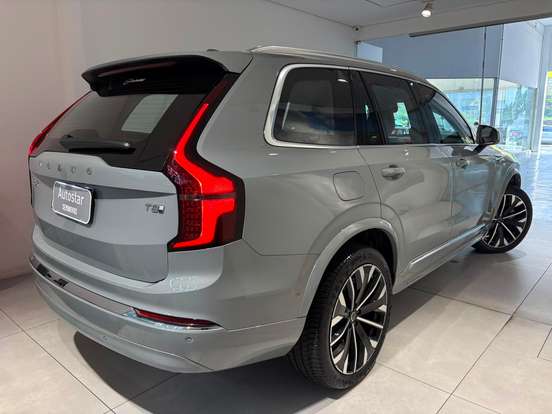 VOLVO-XC90-2026