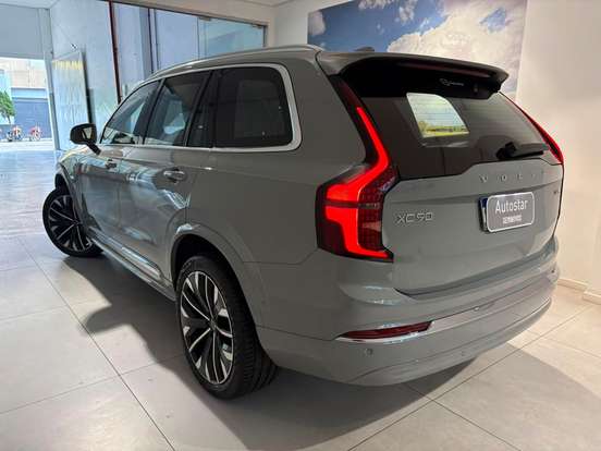 VOLVO-XC90-2026