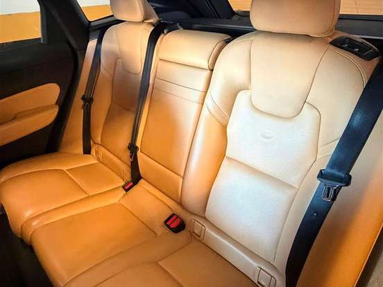 VOLVO-XC60-2.0 D5 DIESEL MOMENTUM AWD GEARTRONIC VOLVO-XC60-2019