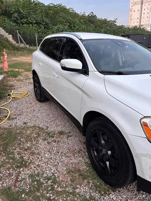 VOLVO-XC60-2012