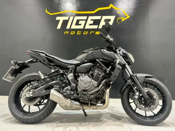 YAMAHA MT-07 ABS YAMAHA MT-07 ABS