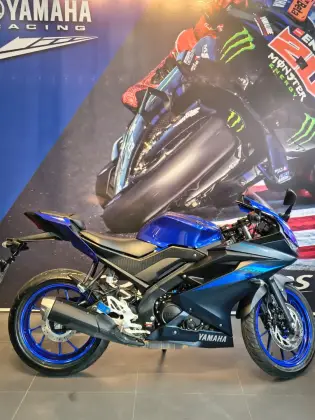 YAMAHA YZF R15 YAMAHA YZF R15