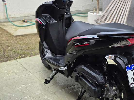 YAMAHA-FLUO 125 HYBRID CONNECTED ABS YAMAHA-FLUO 125 HYBRID CONNECTED ABS-2025
