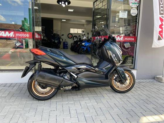 YAMAHA XMAX ABS 