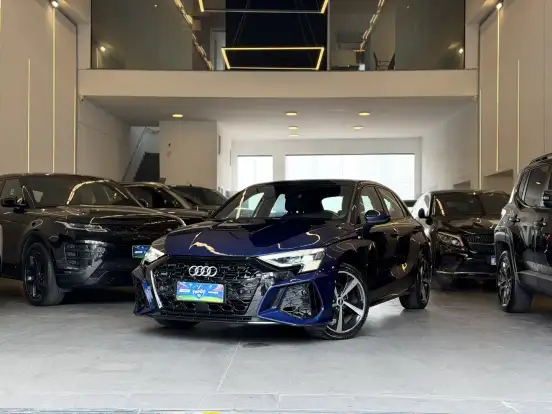 AUDI-A3-2021