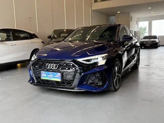 AUDI-A3-2021